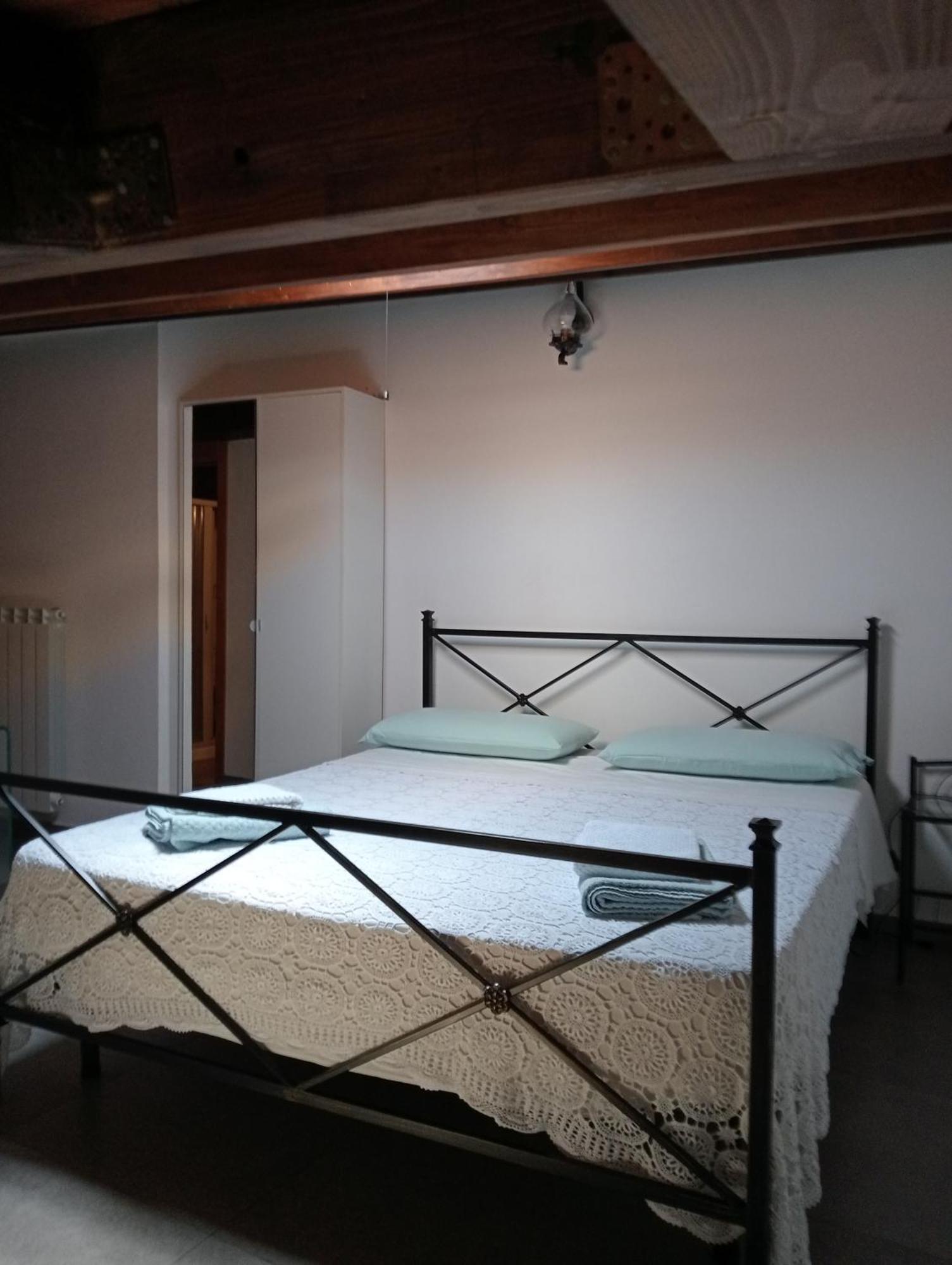 San Nicolo Holiday Home Монтальбано-Елікона Екстер'єр фото