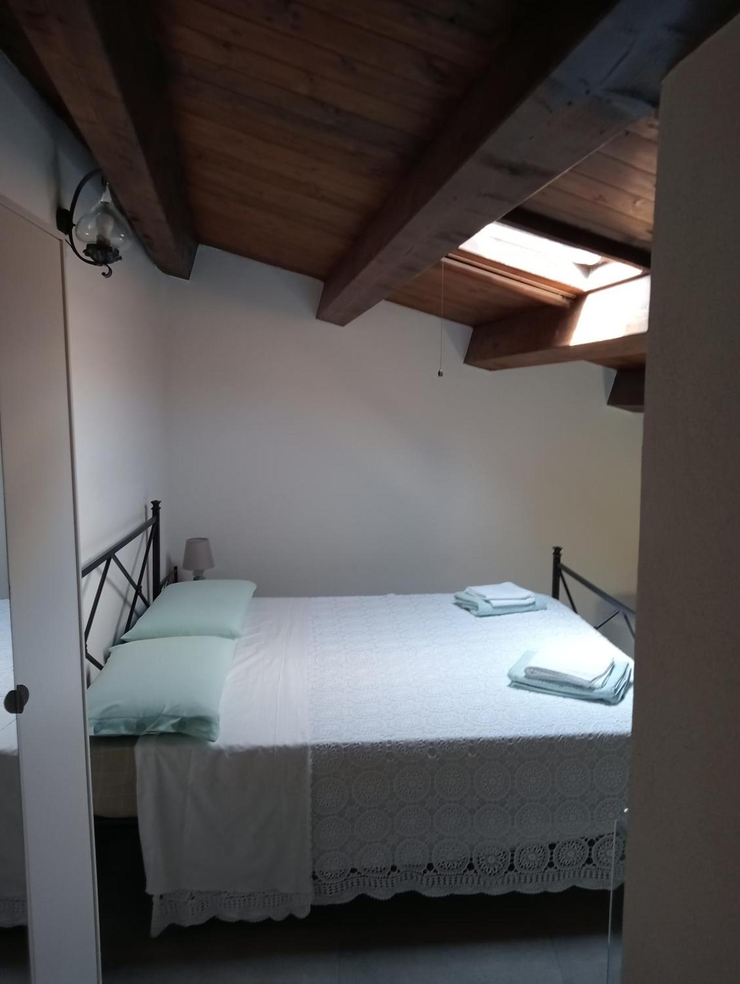San Nicolo Holiday Home Монтальбано-Елікона Екстер'єр фото